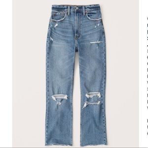Abercrombie Ankle Straight Jeans - short